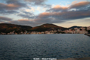 ISLA POROS