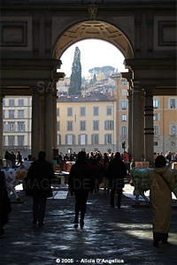 FLORENCE - Outside Uffizi
