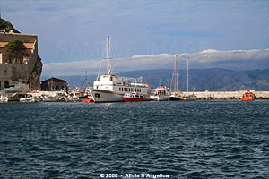 HYDRA ISLAND